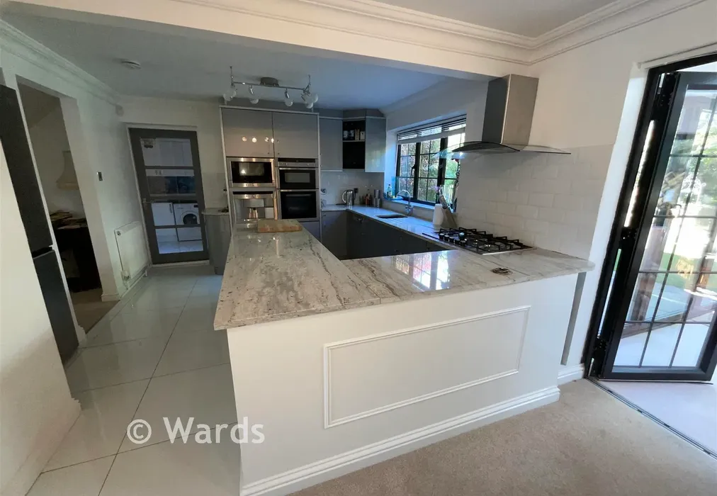 Kitchen - Ellis Way, Herne Bay, Kent - Wards of Kent