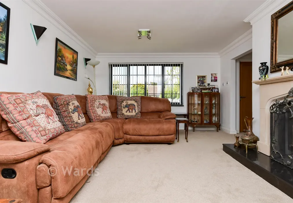Lounge - Ellis Way, Herne Bay, Kent - Wards of Kent