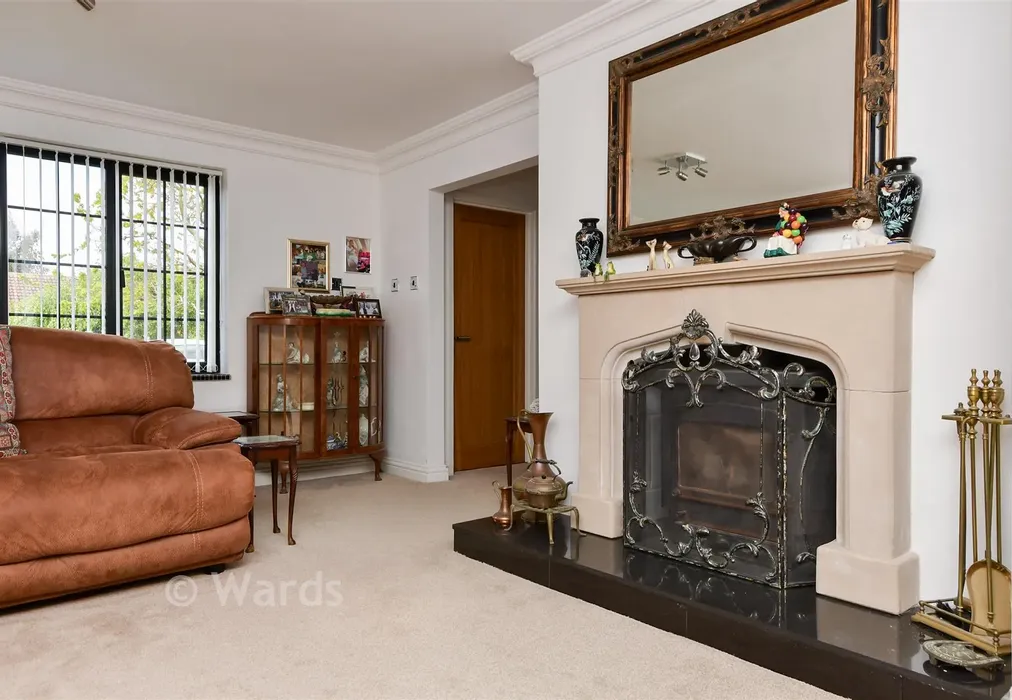 Lounge - Ellis Way, Herne Bay, Kent - Wards of Kent