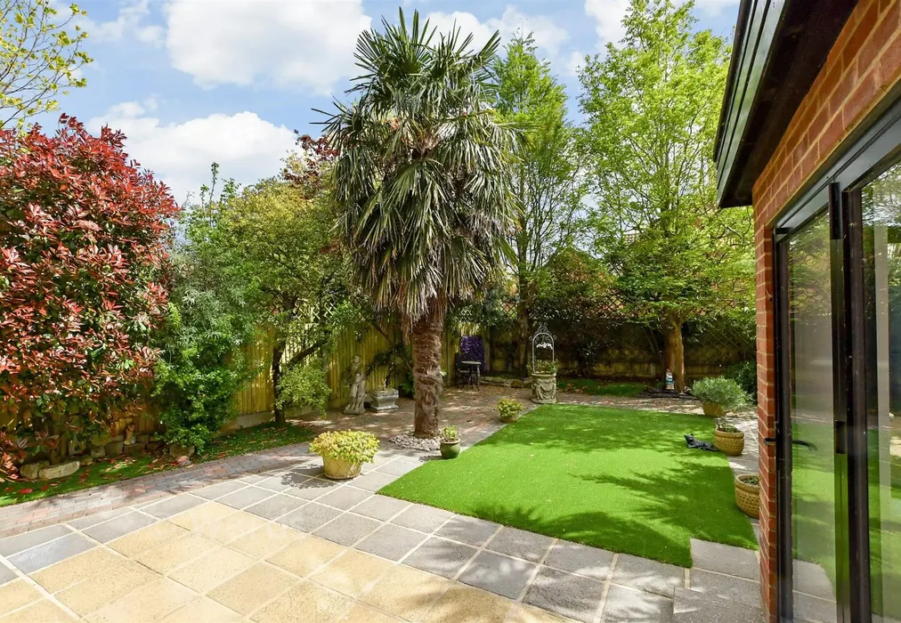 Rear Garden - Ellis Way, Herne Bay, Kent - Wards of Kent