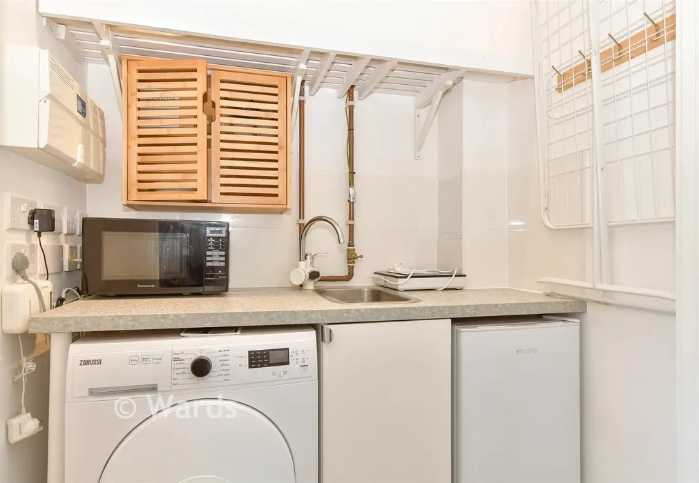 Internal Feature - Glenway Road, Rochester, Kent - Wards of Kent