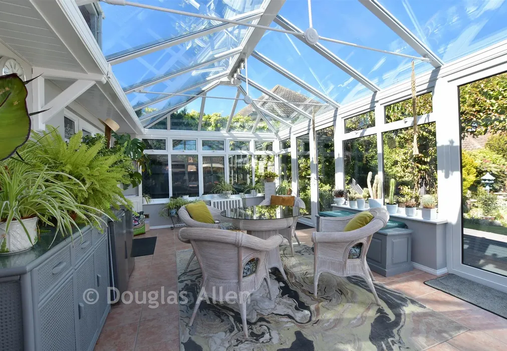 Conservatory - Crays Hill, Billericay, Essex - Wards of Kent