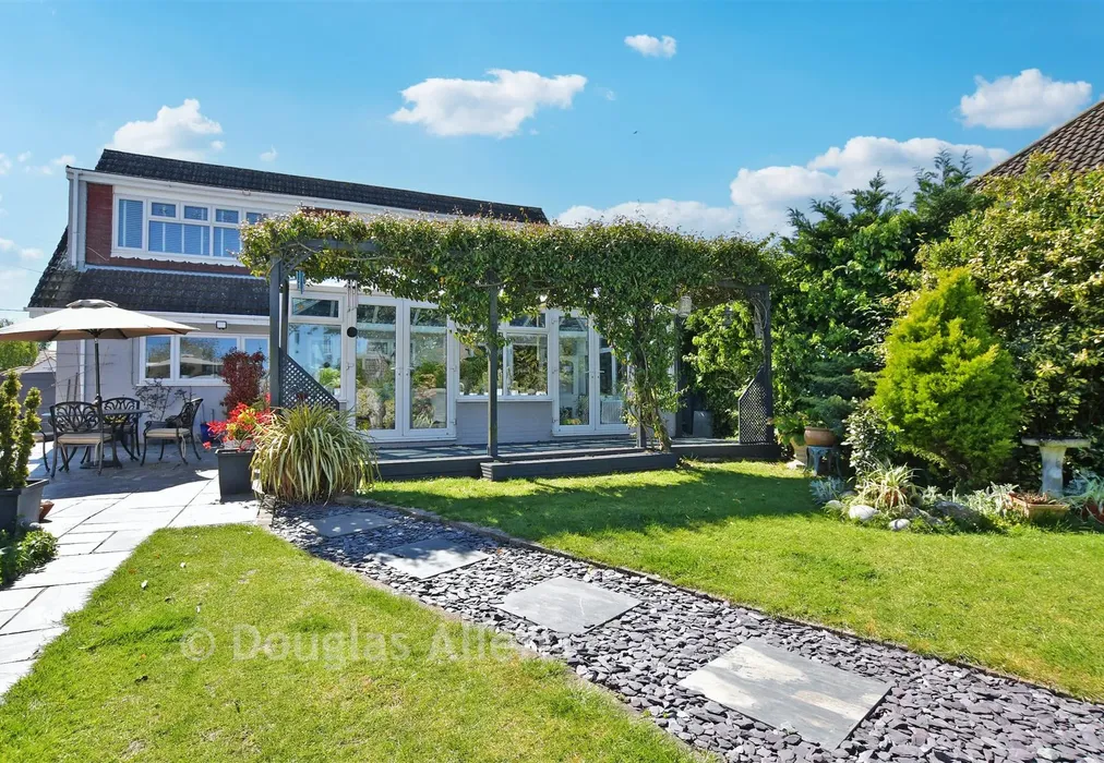 Rear Elevation - Crays Hill, Billericay, Essex - Wards of Kent