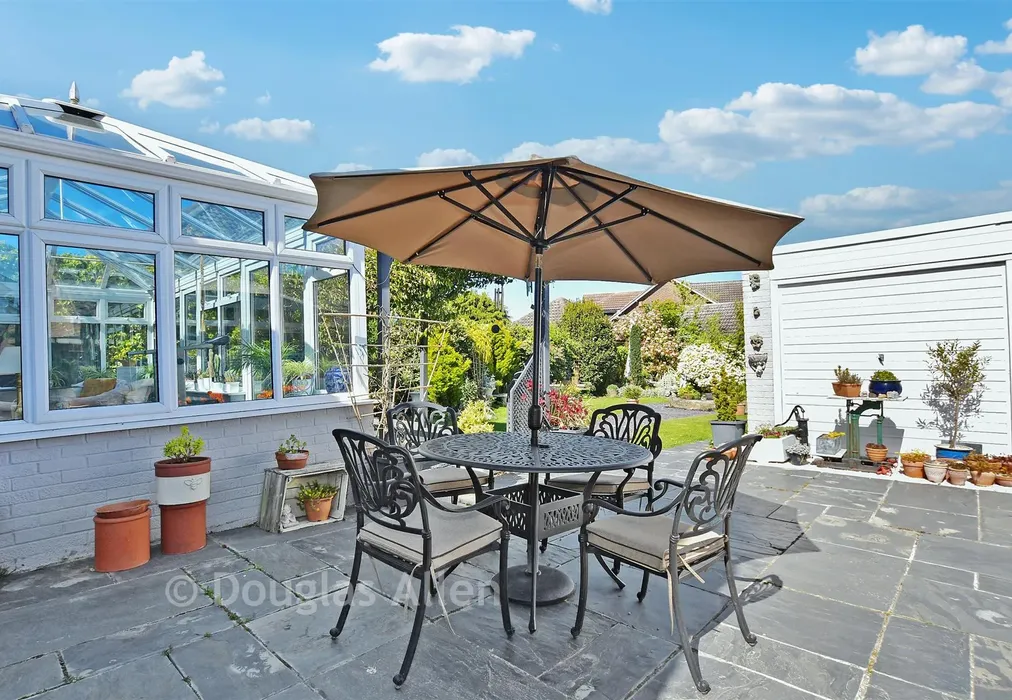Patio / Decking - Crays Hill, Billericay, Essex - Wards of Kent