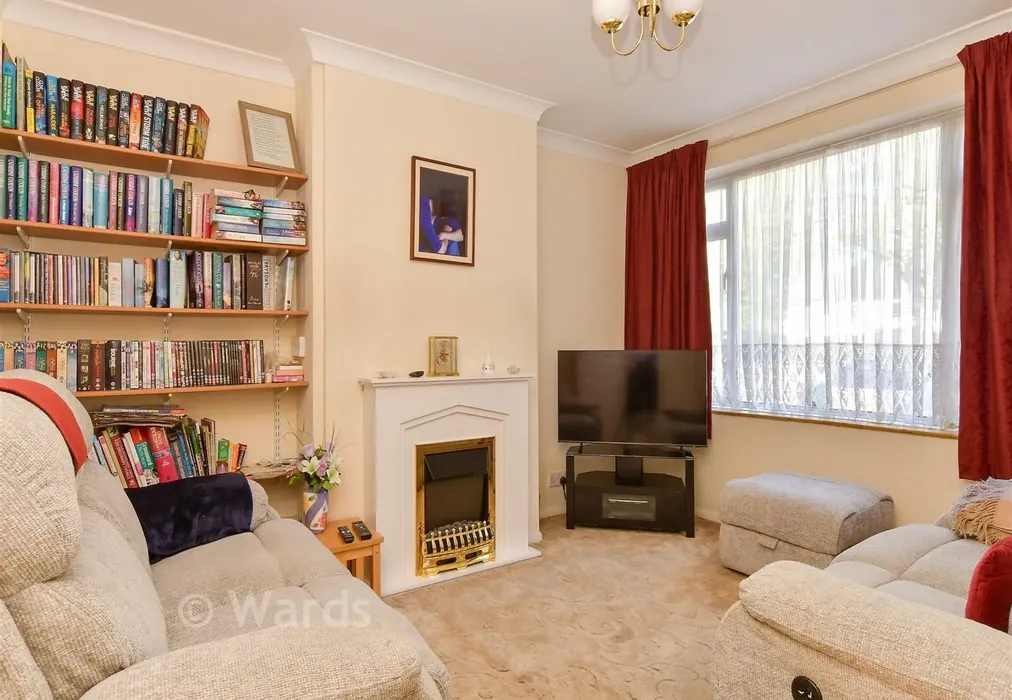 Lounge - City Way, Rochester, Kent - Wards of Kent