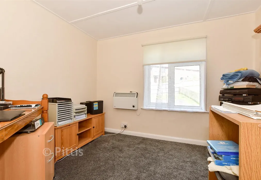 Bedroom 2 - Highfield Road, Newport, Isle of Wight - Wards of Kent