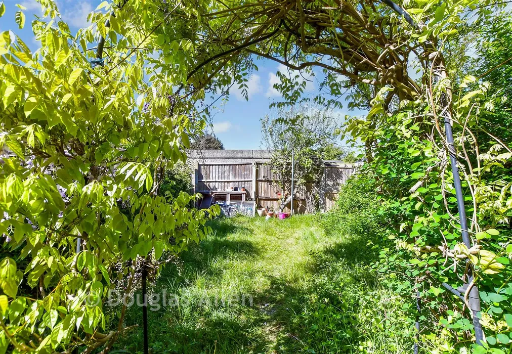 Rear Garden - Cowdray Way, Hornchurch, Essex - Wards of Kent