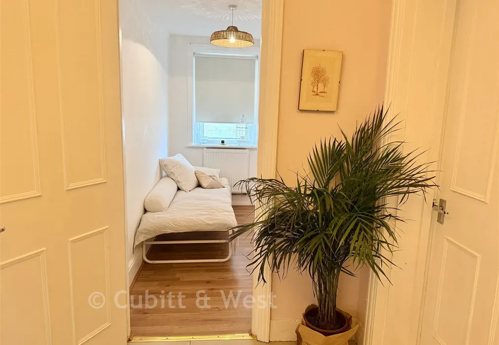Bedroom 2 - South Terrace, Littlehampton, West Sussex - Wards of Kent