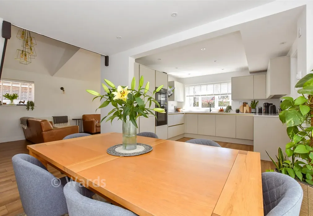 Internal Lifestyle Photograph - Hardy Road, St Margarets-At-Cliffe, Dover, Kent - Wards of Kent