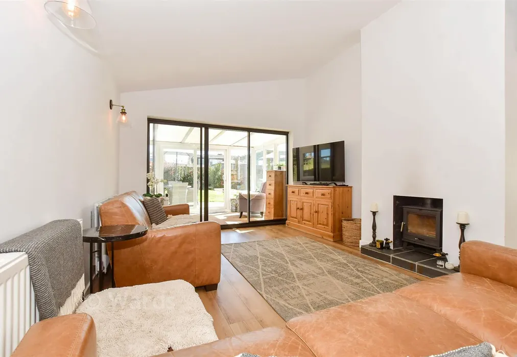 Lounge - Hardy Road, St Margarets-At-Cliffe, Dover, Kent - Wards of Kent