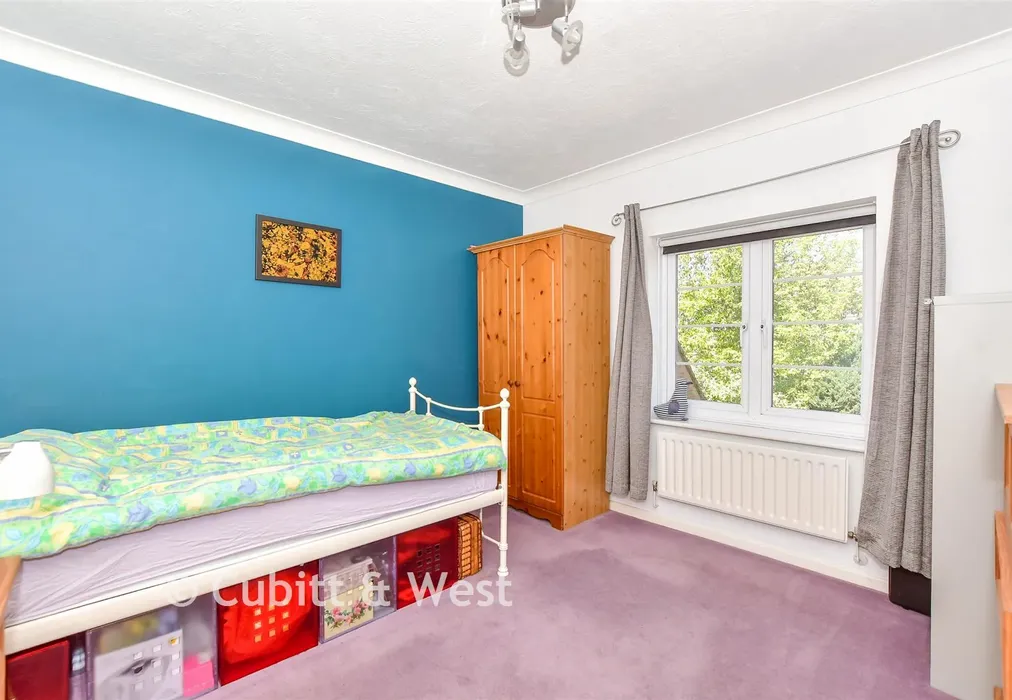 Bedroom 2 - Toddington Park, Littlehampton, West Sussex - Wards of Kent
