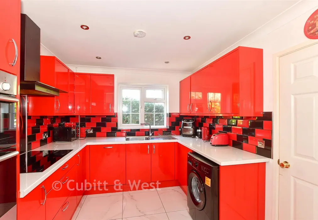 Kitchen - London Road, Sayers Common, West Sussex - Wards of Kent