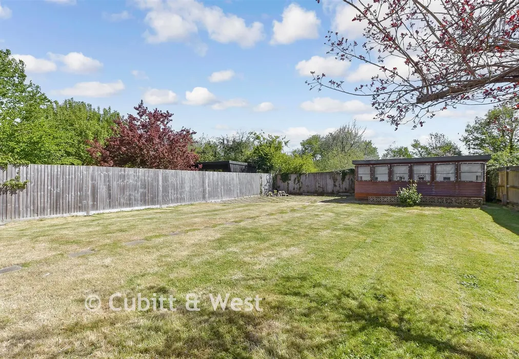 Rear Garden - London Road, Sayers Common, West Sussex - Wards of Kent
