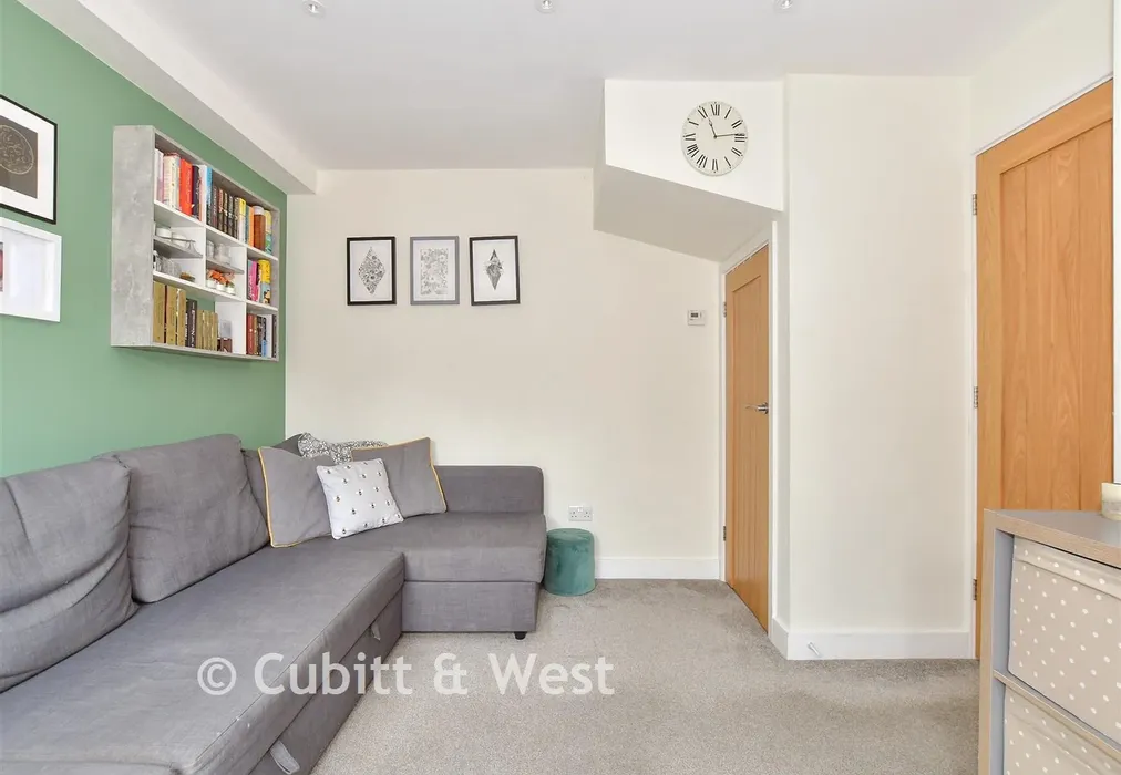 Lounge - Abinger Close, North Holmwood, Dorking, Surrey - Wards of Kent