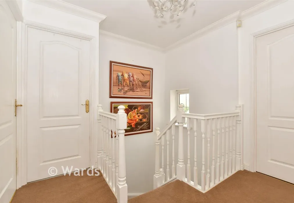 Landing - Harrow Way, Kingsnorth, Ashford, Kent - Wards of Kent