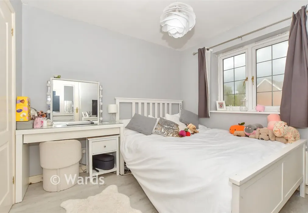 Bedroom 2 - Harrow Way, Kingsnorth, Ashford, Kent - Wards of Kent