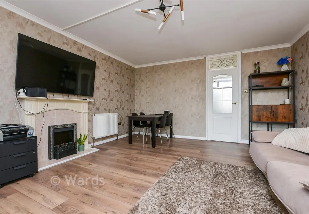Lounge/Diner - Gainsboro Road, Birchington, Kent - Wards of Kent