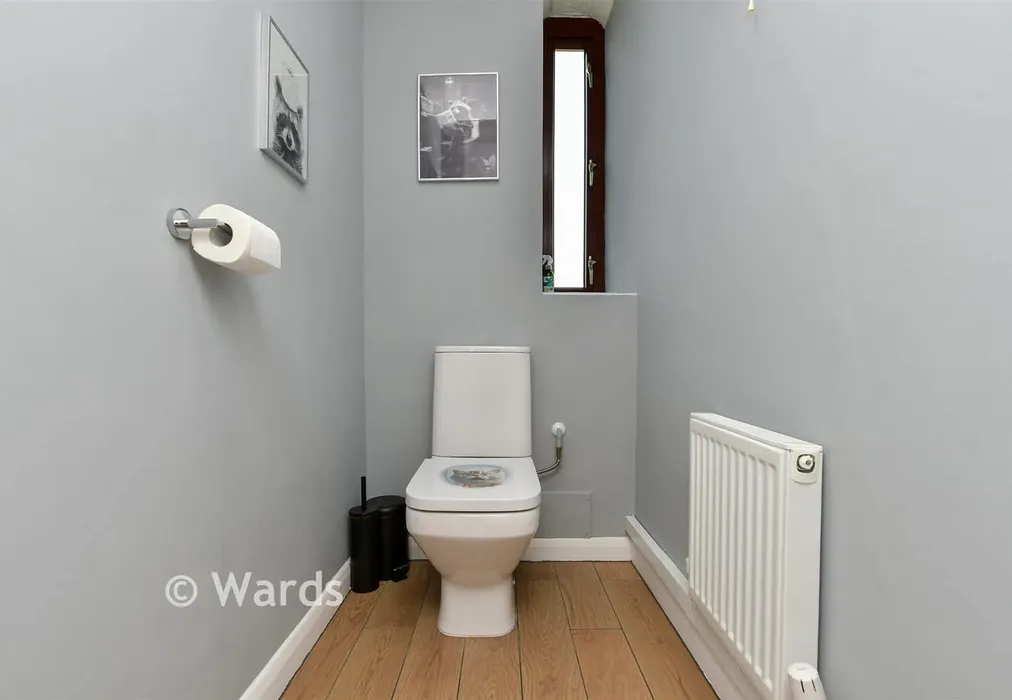 Separate Toilet - Gainsboro Road, Birchington, Kent - Wards of Kent