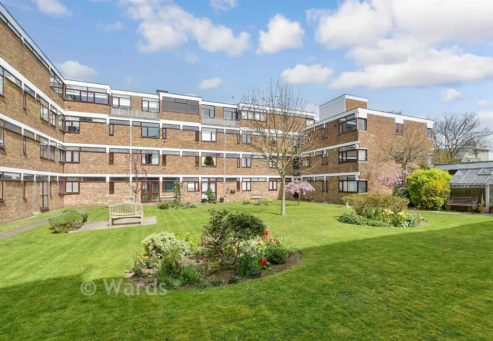 Communal Gardens - Gainsboro Road, Birchington, Kent - Wards of Kent