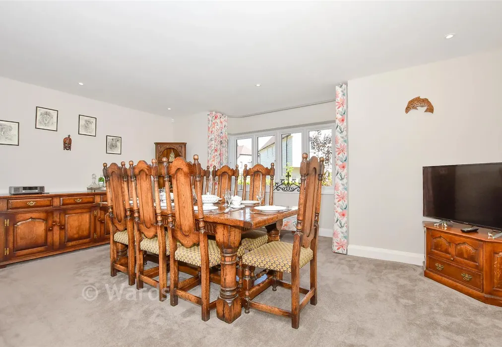 Dining Room - Warmlake Orchard, Sutton Valence, Kent - Wards of Kent