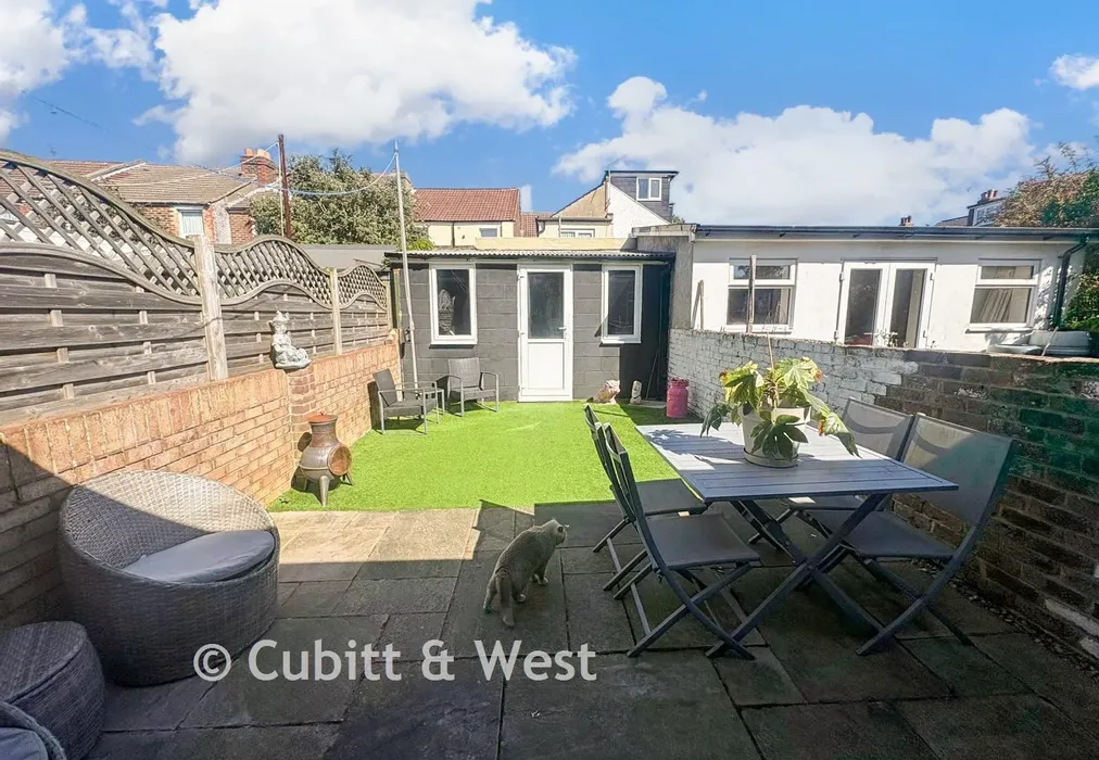 Rear Garden - Alverstone Road, Southsea, Hampshire - Wards of Kent