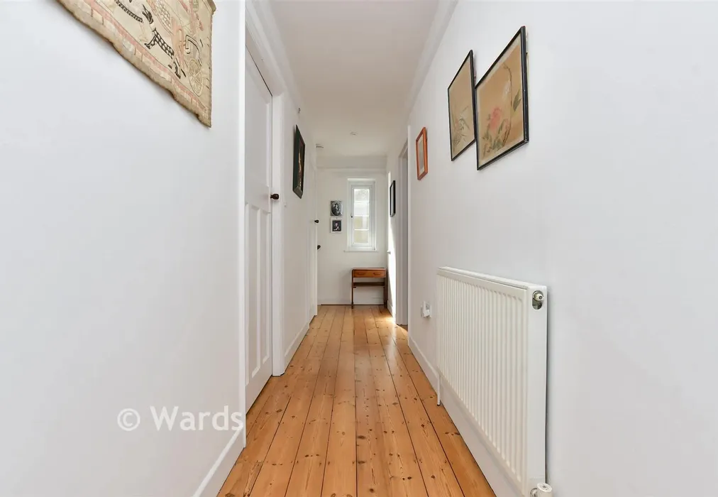 Landing - Elms Avenue, Ramsgate, Kent - Wards of Kent