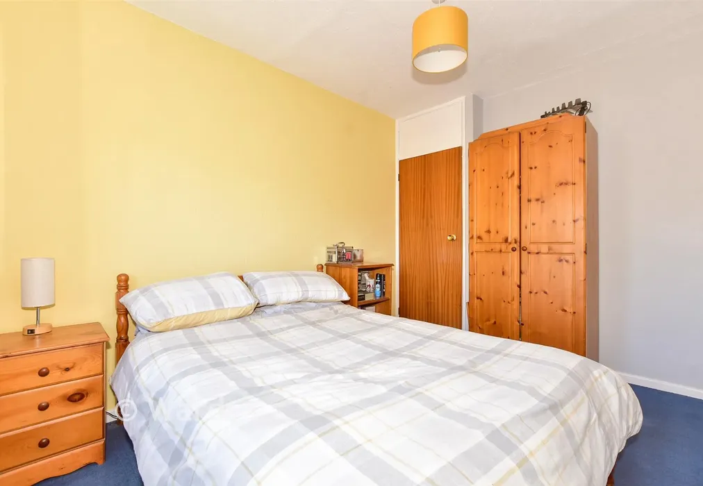 Bedroom 2 - Charles Crescent, Folkestone, Kent - Wards of Kent