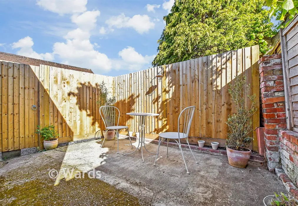 Patio / Decking - West End, Marden, Kent - Wards of Kent