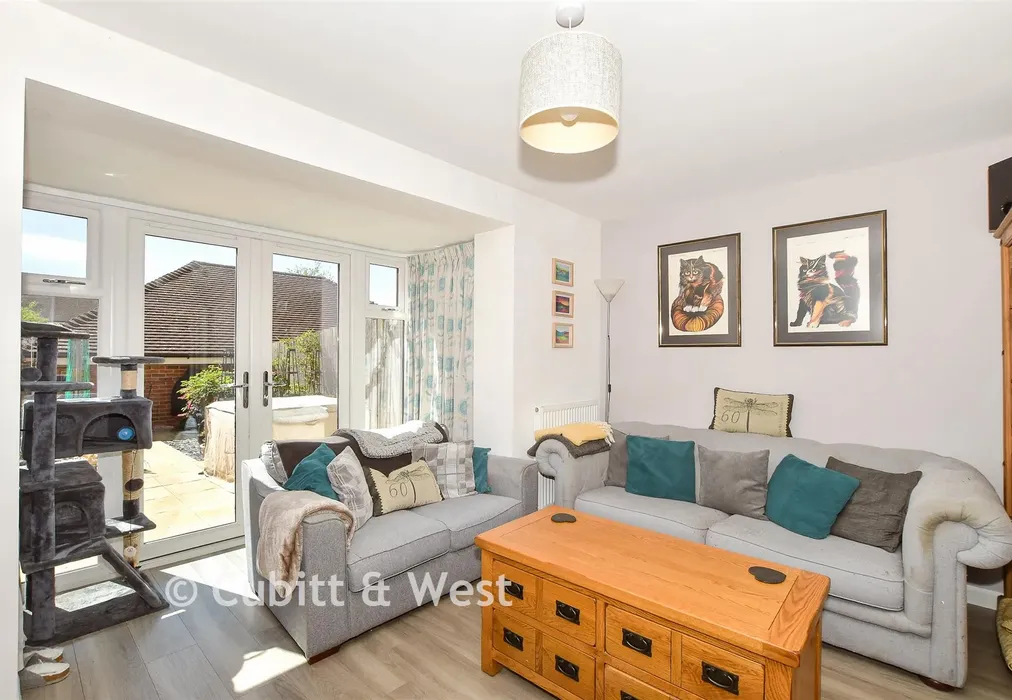 Lounge/Diner - Smith Road, Broadbridge Heath, West Sussex - Wards of Kent