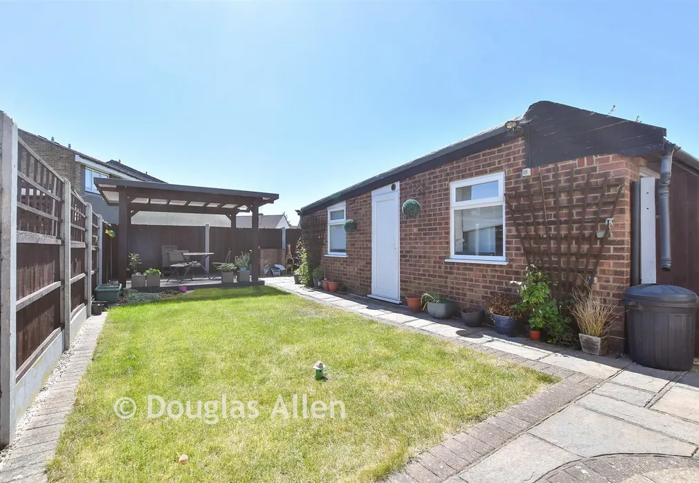Rear Garden - Carnforth Gardens, Elm Park, Hornchurch, Essex - Wards of Kent