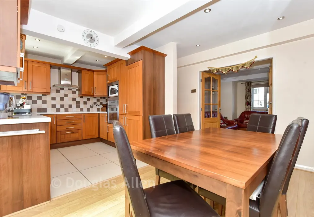 Kitchen/Diner - Carnforth Gardens, Elm Park, Hornchurch, Essex - Wards of Kent