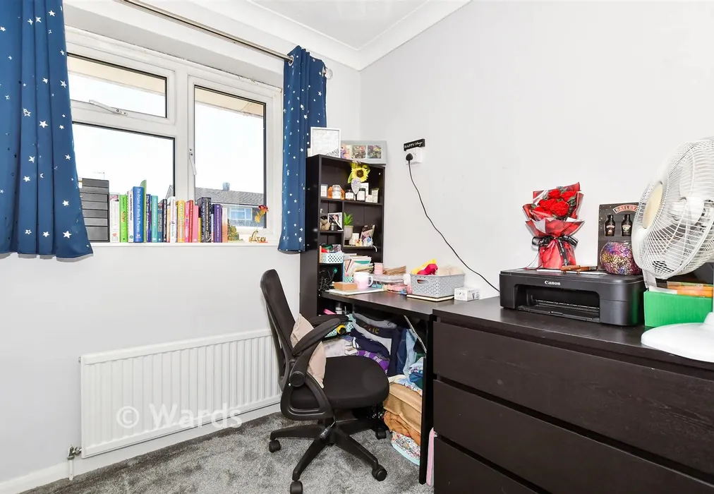 Bedroom 3 - Swallow Road, Birds Estate, Larkfield, Kent - Wards of Kent