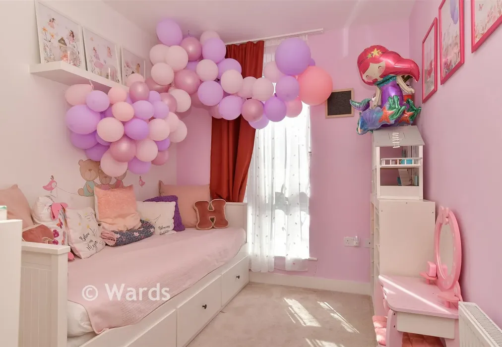Bedroom 3 - Belvedere Road, Rochester, Kent - Wards of Kent