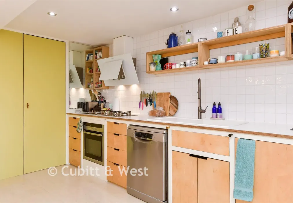 Kitchen - Osborne Road, Brighton, East Sussex - Wards of Kent