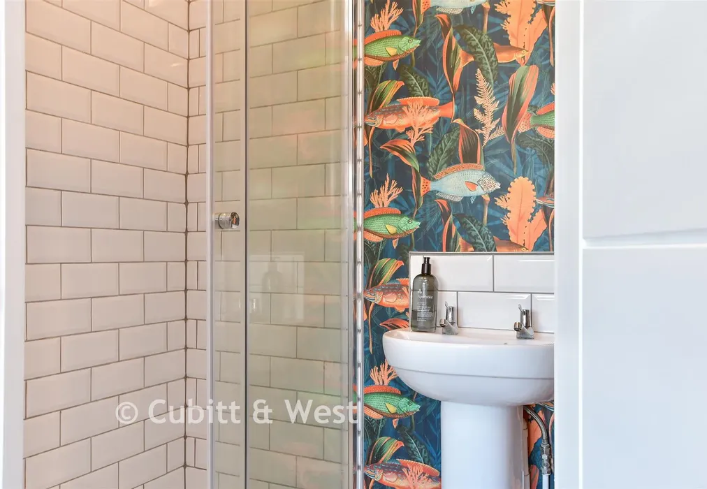 En-Suite Shower Room - Marine Drive West, Bognor Regis, West Sussex - Wards of Kent