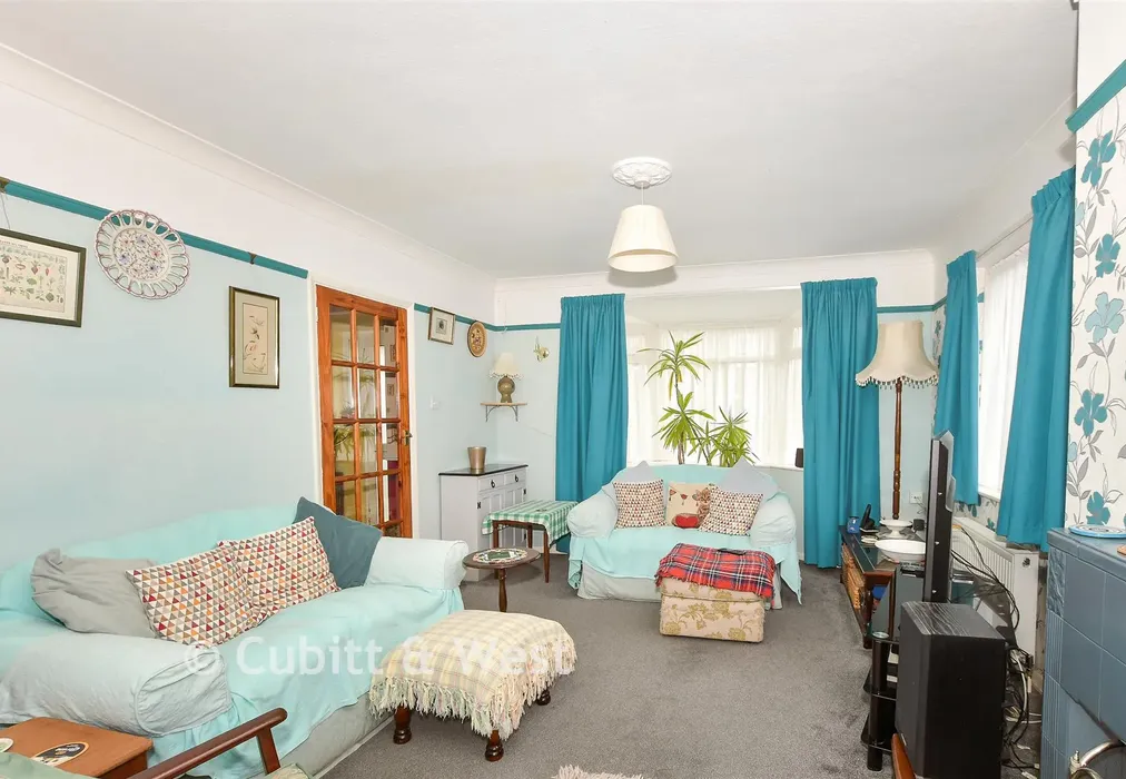 Lounge/ Dining Room - West Beeches Road, Crowborough, East Sussex - Wards of Kent