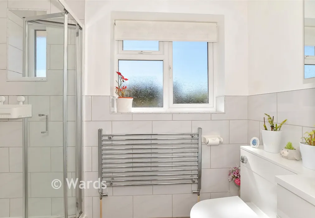 Shower Room - Holmscroft Road, Herne Bay, Kent - Wards of Kent