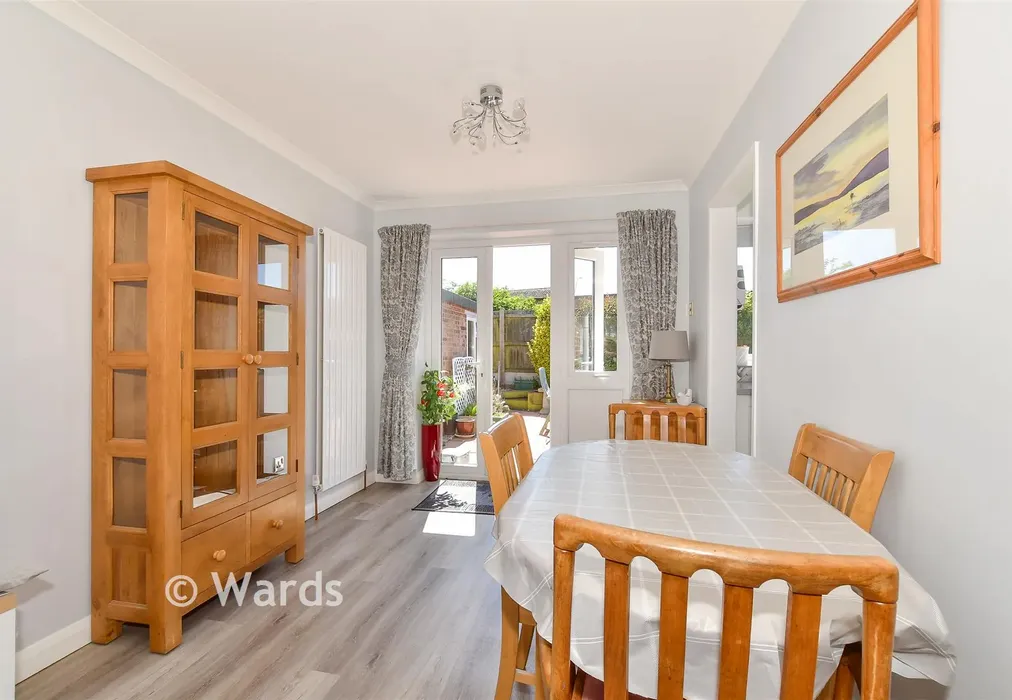 Lounge/Diner - Holmscroft Road, Herne Bay, Kent - Wards of Kent