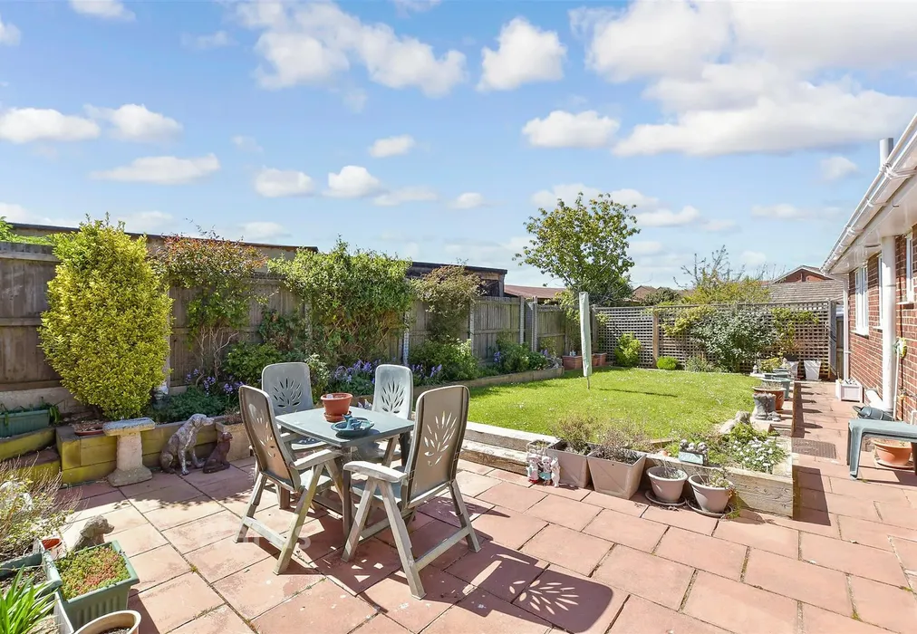 Rear Garden - Holmscroft Road, Herne Bay, Kent - Wards of Kent
