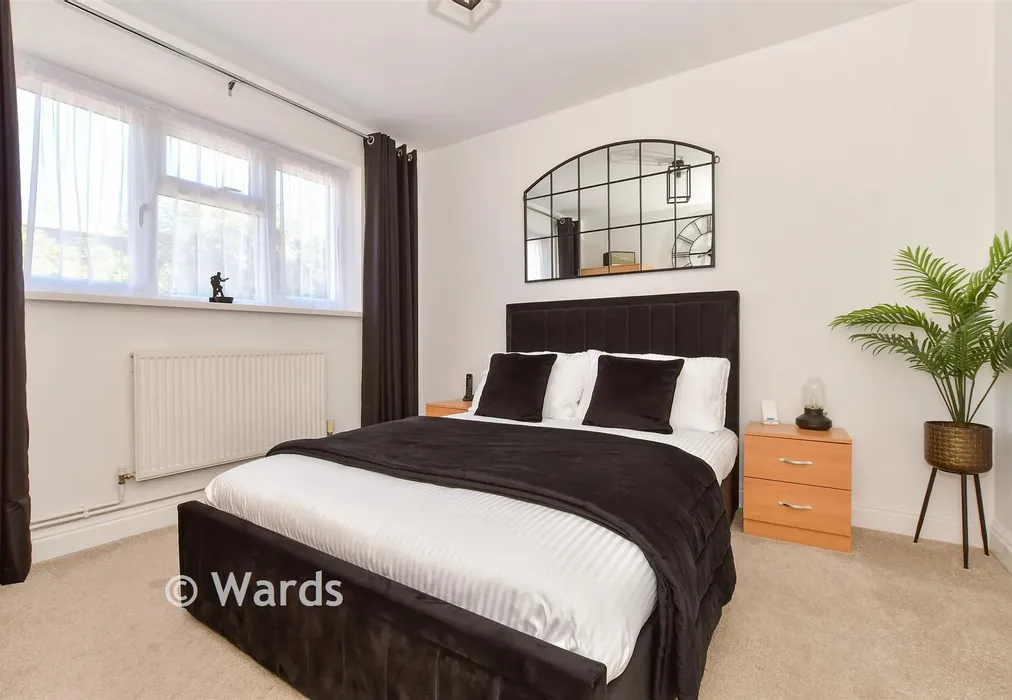 Bedroom 2 - Bartlett Drive, Whitstable, Kent - Wards of Kent