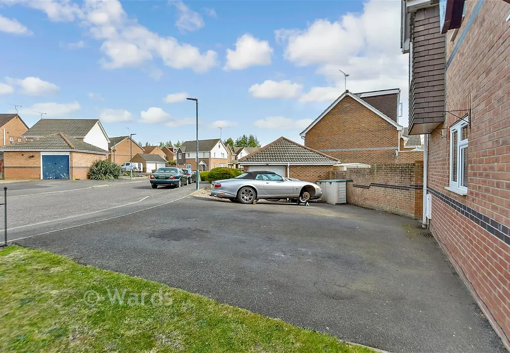 Driveway - Shorefields, Rainham, Gillingham, Kent - Wards of Kent