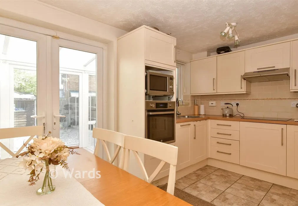 Kitchen/Diner - Rowmarsh Close, Northfleet, Gravesend, Kent - Wards of Kent