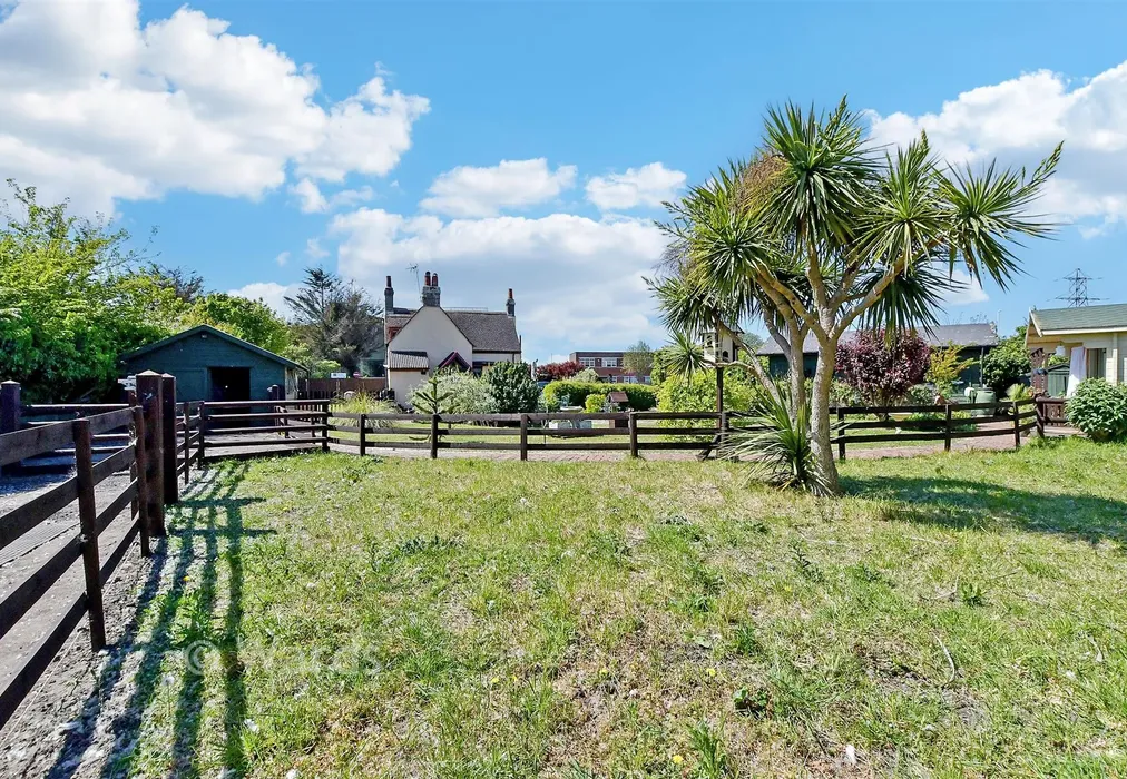 Rear Garden - Ramsgate Road, Margate, Kent - Wards of Kent