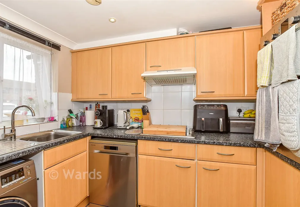 Kitchen - The Meadows, Littlestone, Kent - Wards of Kent