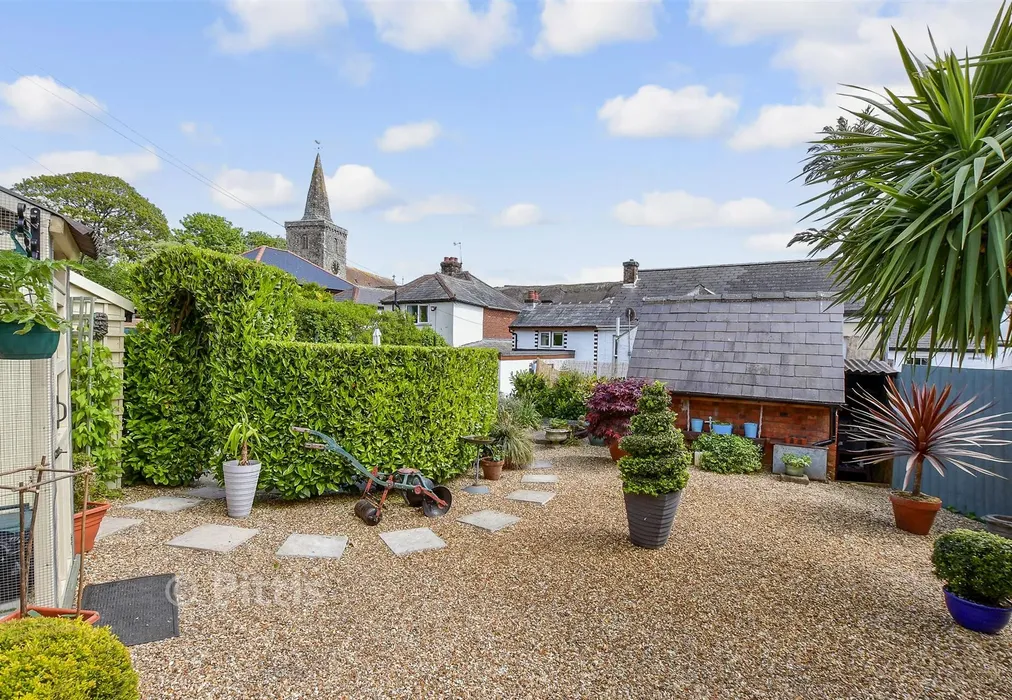 Rear Garden - High Street, Brading, Isle of Wight - Wards of Kent