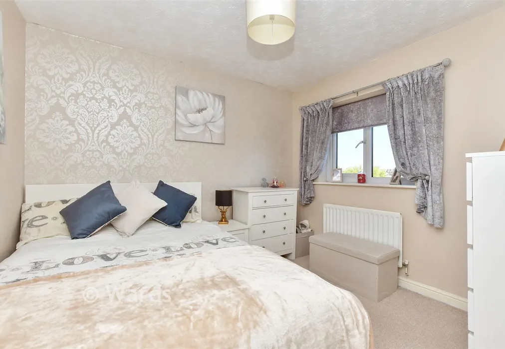 Bedroom 2 - Mills Close, Minster On Sea, Sheerness, Kent - Wards of Kent