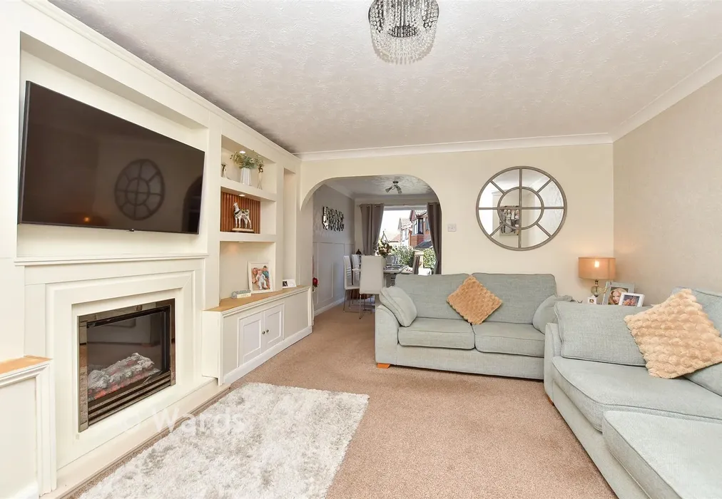 Lounge - Mills Close, Minster On Sea, Sheerness, Kent - Wards of Kent