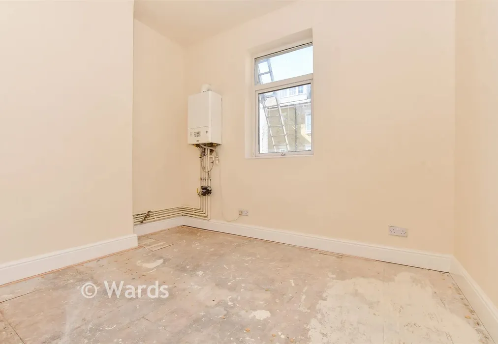 Bedroom 3 - Queens Gardens, Dover, Kent - Wards of Kent
