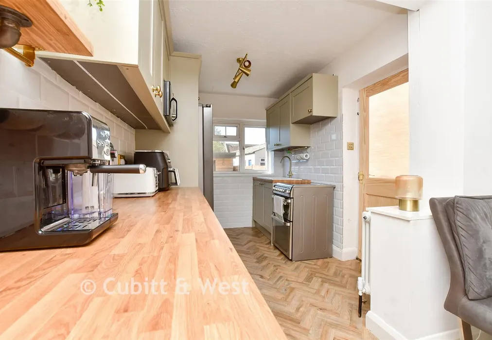 Kitchen/Diner - Canons Lane, Tadworth, Surrey - Wards of Kent