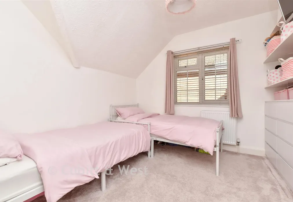 Bedroom 2 - Canons Lane, Tadworth, Surrey - Wards of Kent